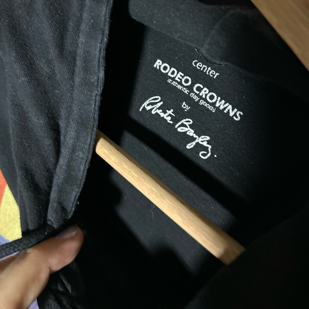 Rodeo Crowns Real Music Isn’t On The Radio Graphic Black Sweatshirt, Med Flawed - Picture 4 of 5
